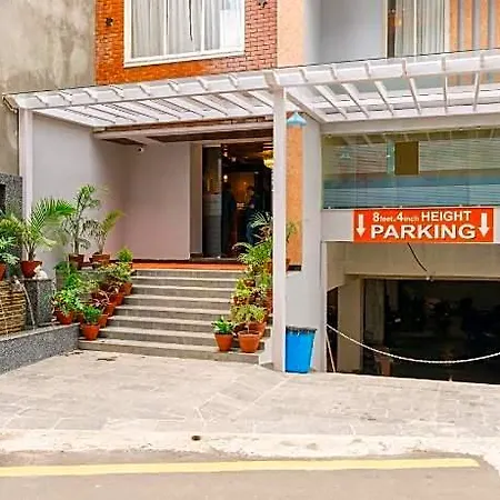 Hotel Royal Airport