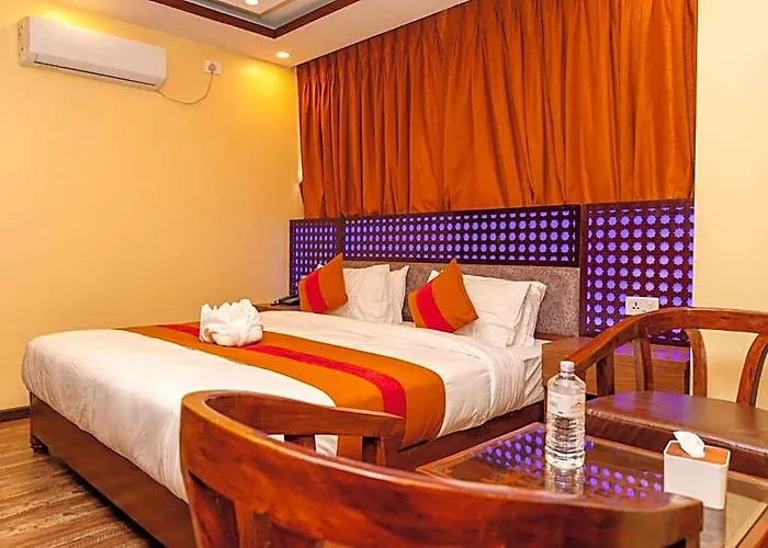 Hotel Royal Airport 2*