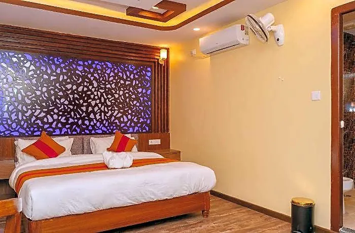 Hotel Royal Airport 2*